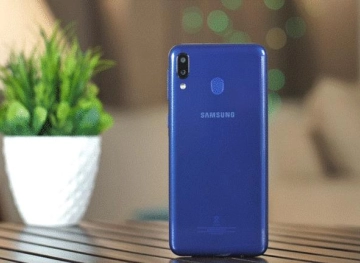 &quot;Samsung&quot; invade the phone market with a small device