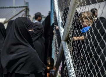 Twelve orphaned children from French jihadist families return home