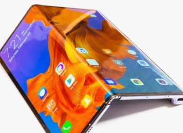 Huawei postpones offering its folding phone