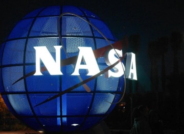 &quot;NASA&quot; reveals the cost of sending humans to the moon in 2024