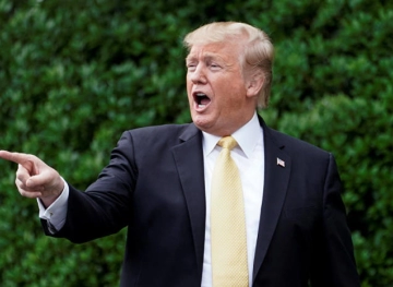 Trump: We will impose additional &quot;big&quot; sanctions on Iran on Monday