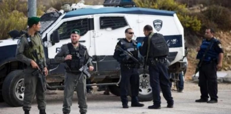 Israeli police storm Issawiya and harass citizens