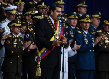 Maduro believes that the President of Colombia Santos is behind his assassination attempt