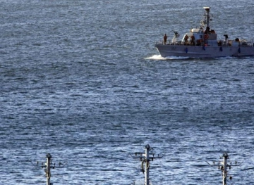 Occupation launches missiles off the coast of Gaza