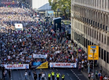 Expecting 25,000 participation in a demonstration against the exclusion of the community in Germany