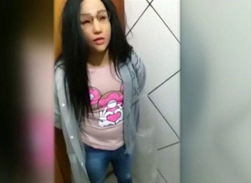 A Brazilian drug dealer tries to escape from prison as a woman