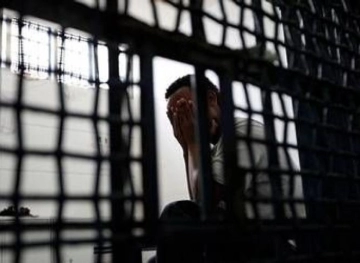 Occupation detains striking prisoners under harsh conditions