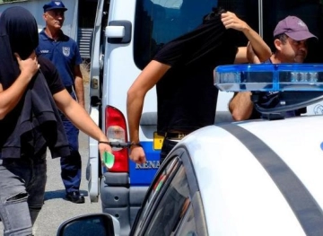 Israelis arrested in Crete for raping a German tourist