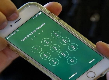 The United States accuses China of hacking dissidents&acute; iPhones