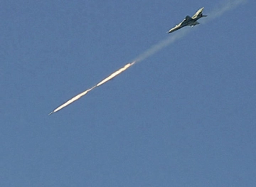 18 pro-Iranian elements killed in air strikes on sites in eastern Syria