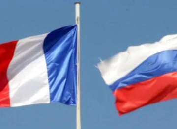 France considers it &quot;time&quot; to ease tensions with Russia