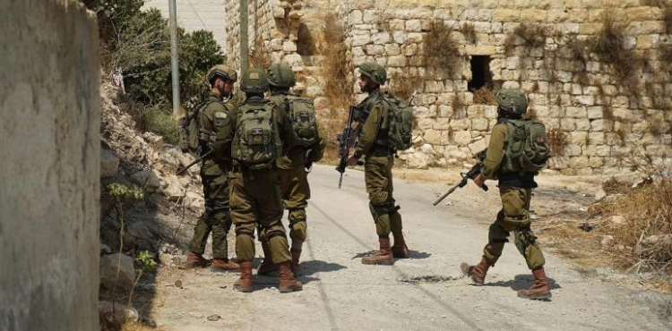 19 detainees in the West Bank at dawn Tuesday