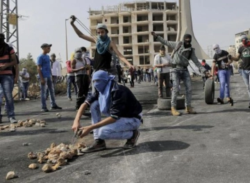 Clashes at the Beit El checkpoint