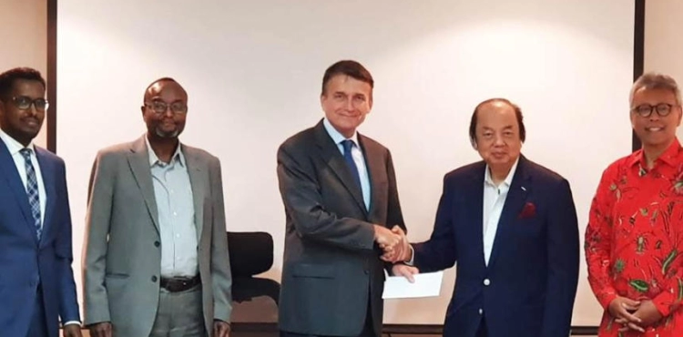 Tahir Foundation donates $ 350,000 to support UNRWA