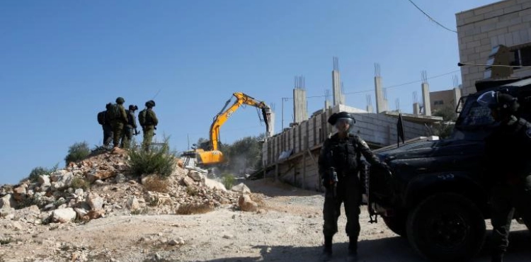 The occupation demolishes the houses of two brothers east of Bethlehem