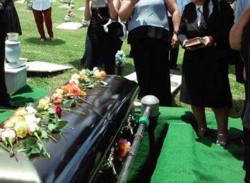A deceased man returns home after being buried!