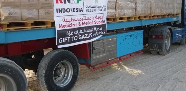 Miles of smiles bring new medical aid to Gaza