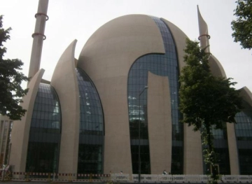 Germany is going to support 50 mosques with 7 million euros