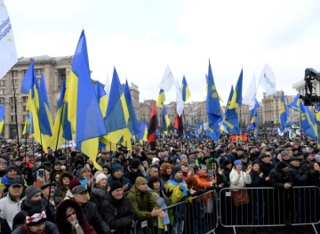 Demonstrators in Kiev demand Zielinsky not to bow to pressure from Moscow