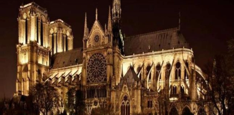 Notre Dame Cathedral does not hold Christmas Mass for the first time in 200 years