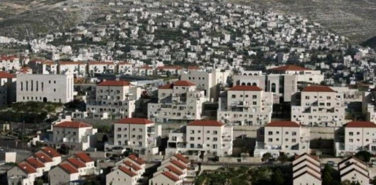 Ha&acute;aretz: promoting the construction of 2,000 settlement units in the West Bank and Jerusalem