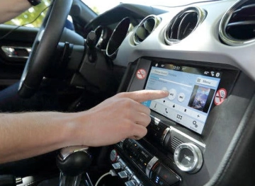 Modern electronic systems to help motorists distract focus