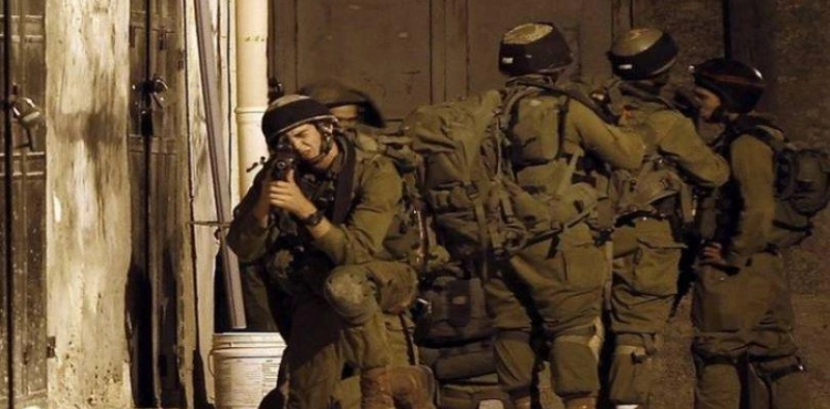 The occupation forces arrested 4 citizens of Al-Issawiya