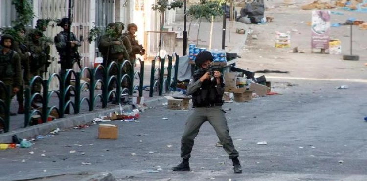 Children injured in clashes with Hebron occupation