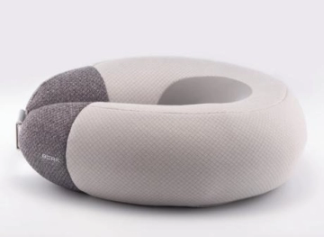 Unique pillow relieves neck pain