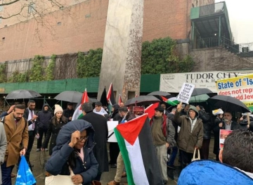 New York: A massive demonstration in support of the Palestinian cause coincides with the president&acute;s speech