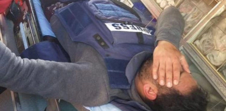 13 injured, including a child and a photojournalist at the Kafr Kaddoum march