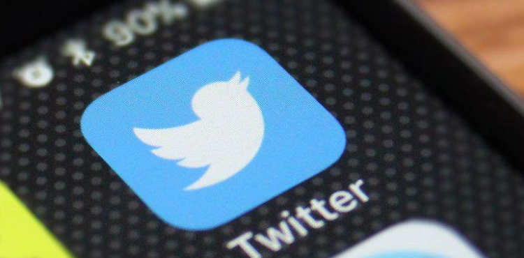 Twitter opens the â€œHide Tweetâ€ feature to developers
