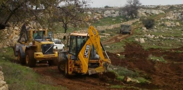 Israeli bulldozers resume the sweeping of Qusra lands