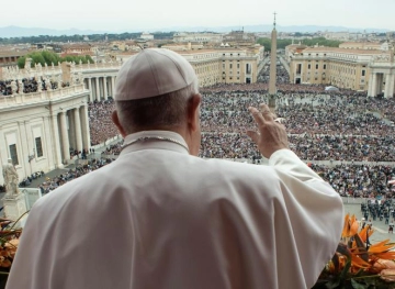 The Vatican cancels public celebrations for Easter because of Corona