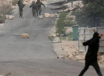 Clashes near the northern entrance to Qalqilya