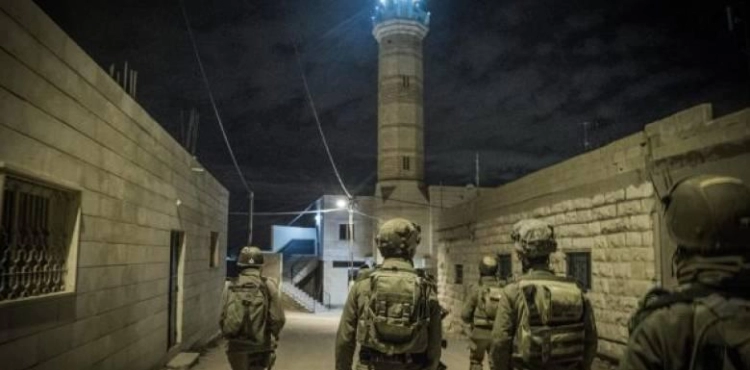 The occupation forces storm Ramallah and arrest two citizens