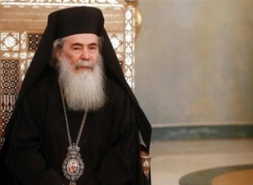 Patriarch Theophilus III launched the third stage of the campaign to distribute food parcels in several regions