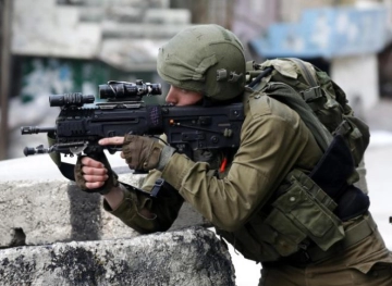 A young man was wounded by the Israeli occupation forces in Tulkarm