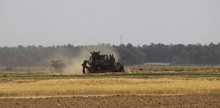 Gaza: Israeli incursion and shooting at fishermen and farmers