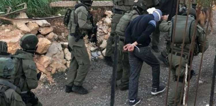 The occupation forces arrested 4 young men from Bethlehem