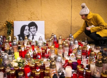 Slovakia arrests 8 suspects in murder of investigative journalist