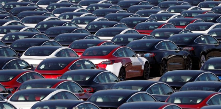 Tesla is breaking expectations and making profits in the first quarter