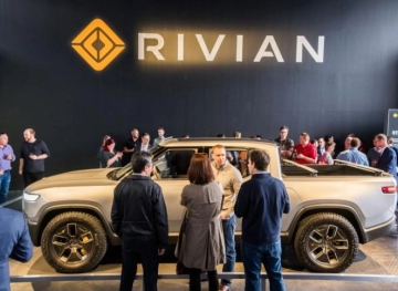 Lincoln and Rivianne are backing down from their plan to develop a luxury SUV