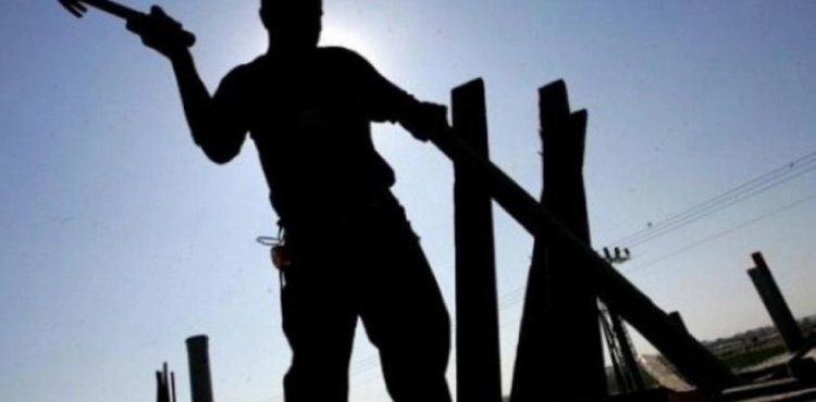 Al Mezan Center warns against the repercussions of corona on workers and calls for compensation