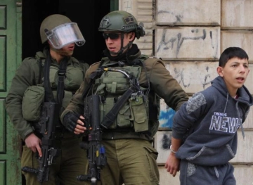 Occupation arrests a child and two young men from Azzun, East Qalqilya