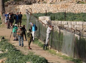 Settlers break into East Jerusalem
