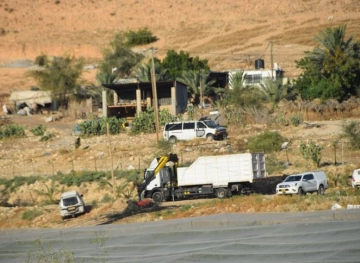 The occupation forces seized irrigation networks in Al-Jiftlik in the Jordan Valley