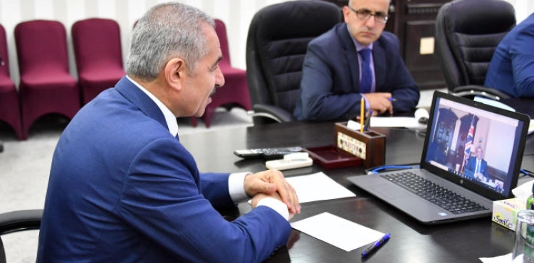 Shtayyeh during his meeting with British Minister Cleverley: We will not accept the exchange of our money for our political and national position