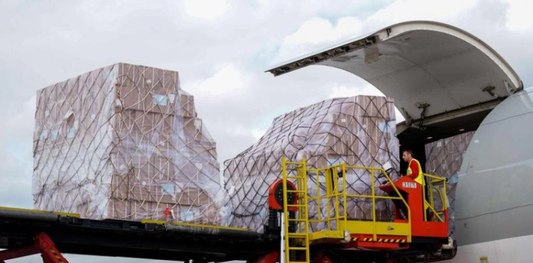 A Chinese medical delegation visits Palestine on a plane loaded with medical aid tomorrow