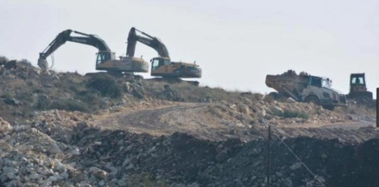 The occupation confiscates 160 dunums of Qalqilya lands and Habla to expand a settlement road